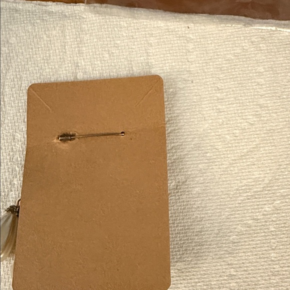 Elegant Gold and Pearl Dangle Earrings # 93 - Picture 2 of 2